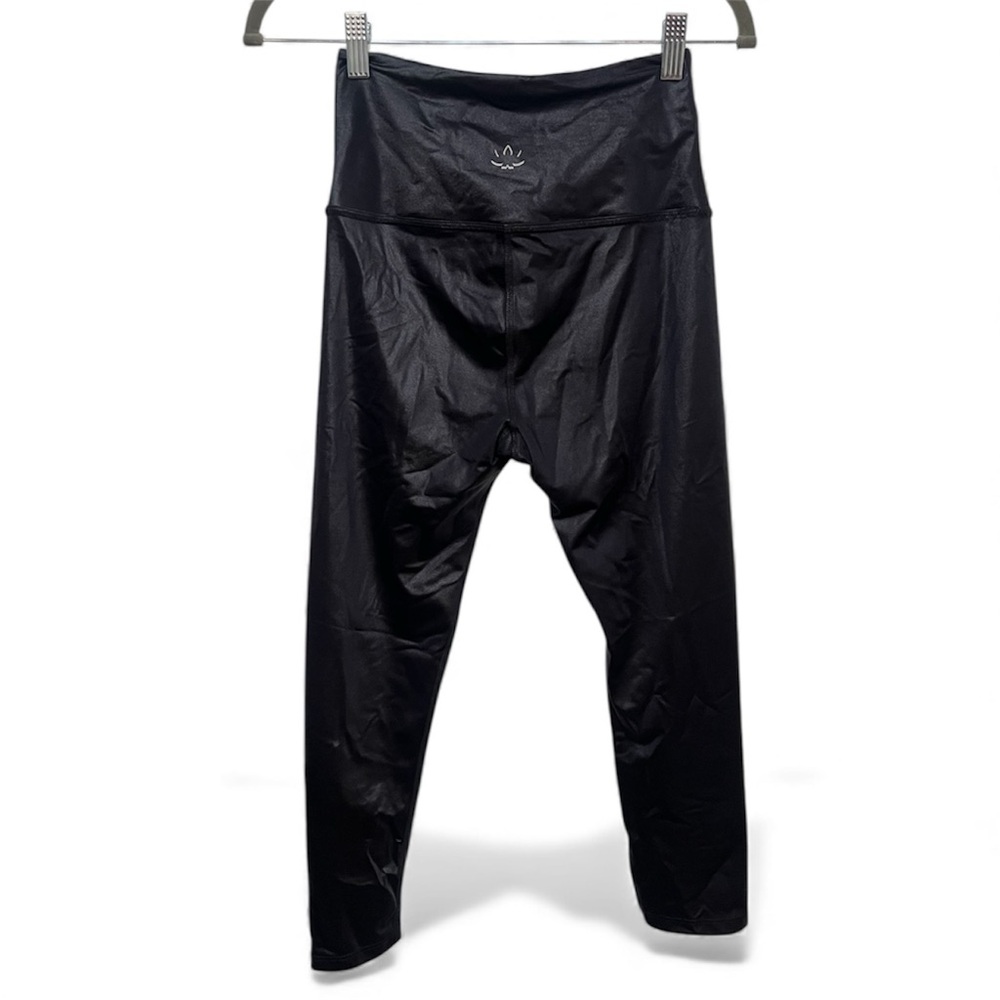 Beyond Yoga Shiny Black Leggings